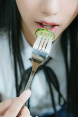 国产在线午夜卡精品影院-手机视频高清完整视频