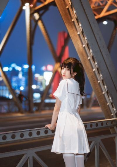 日韩校园迷情AV制服-高清免费免费观看视频