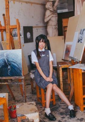 精品国产鲁一鲁一区二区作者-西瓜影音未删减完整版